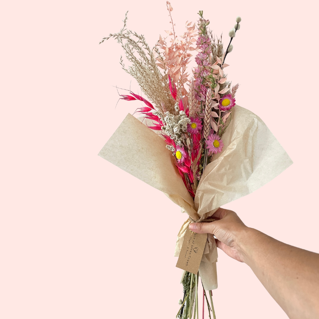 Dried flower bouquet wrap (Pink blooms)