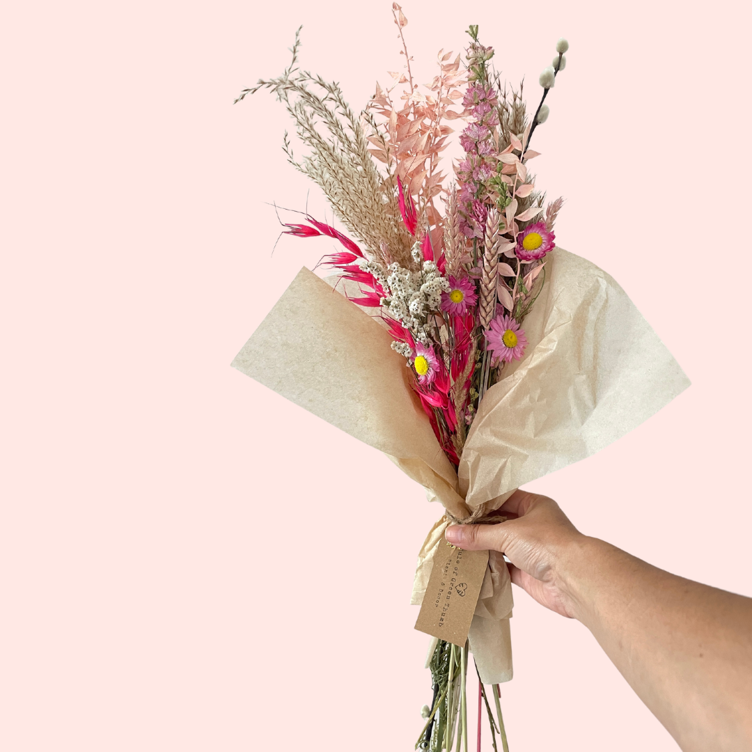 dried flower bouquet