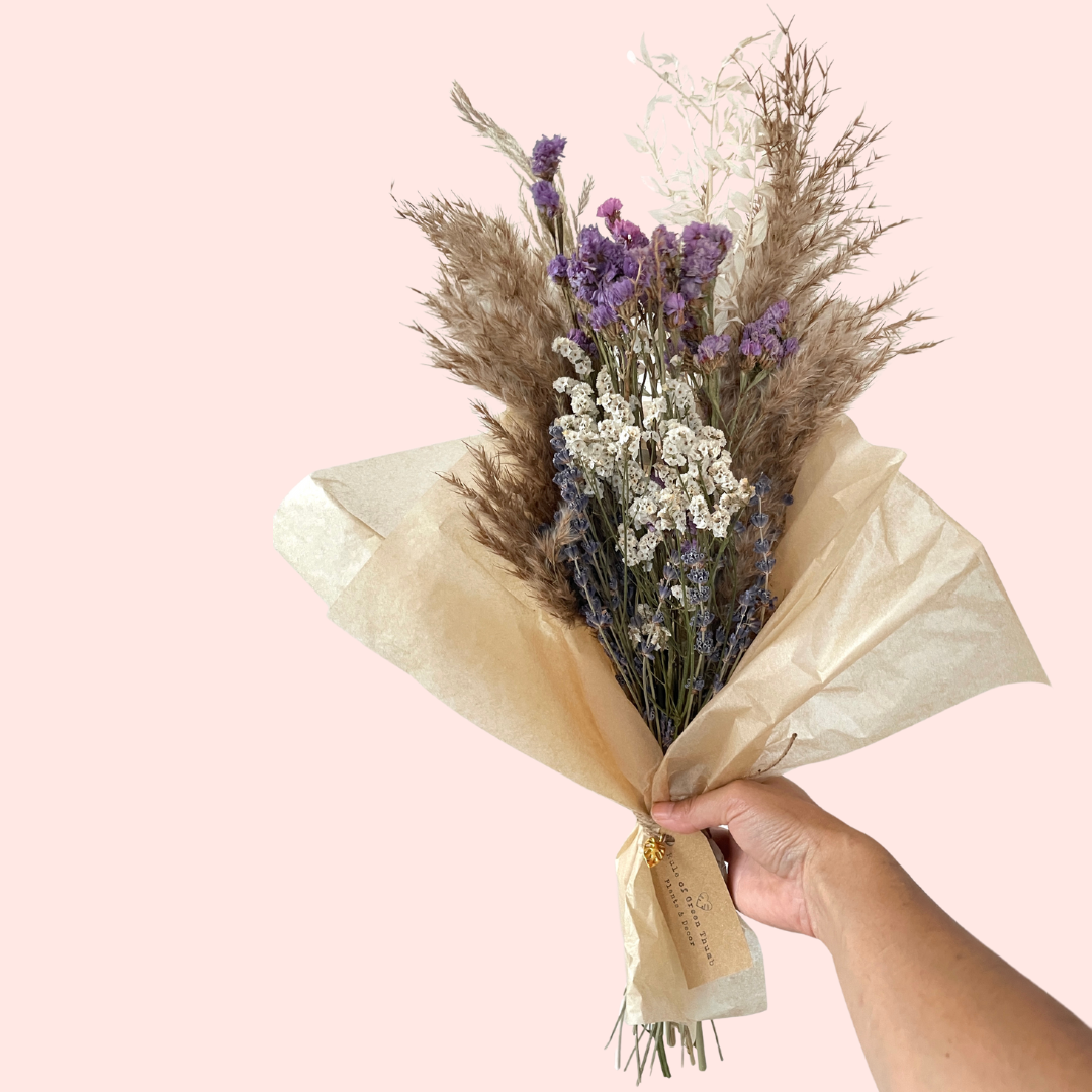 Dried flower bouquet wrap (Purple and Pampas)